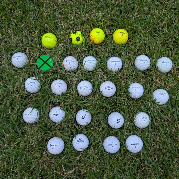 25 Used Golf Balls - Picture 4 of 6